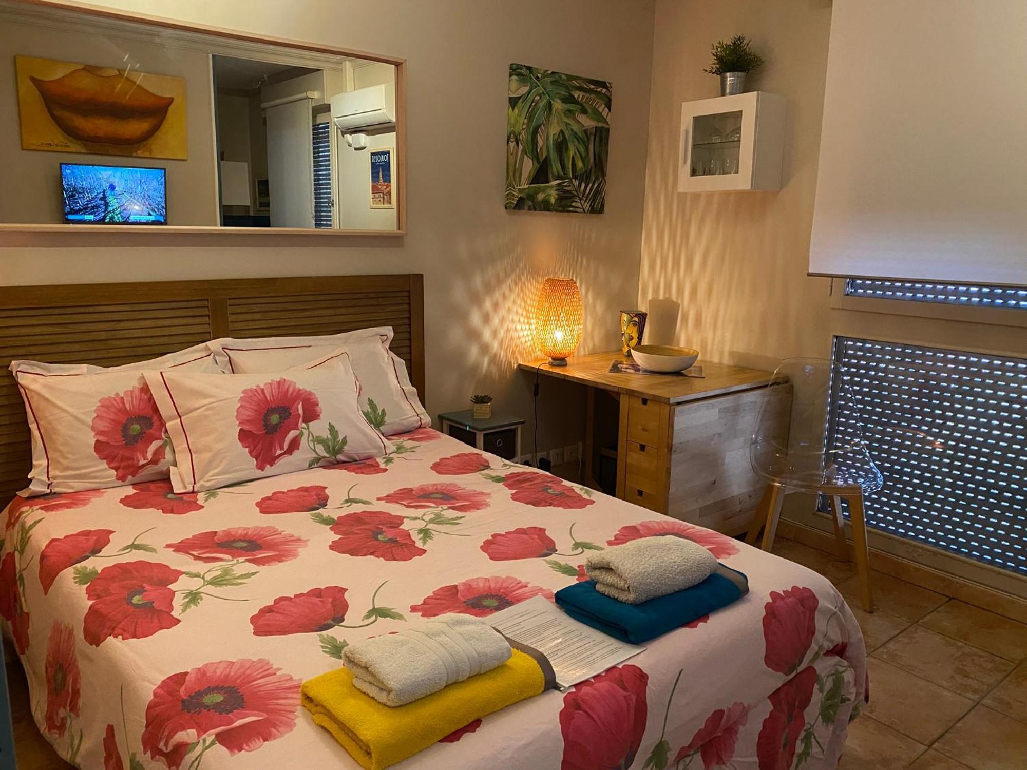 Апартаменты Meuble Tourisme Carmes 2 Etoiles, Entree Autonome,Wifi, Climatise, Petit Parking Prive Тулуза Экстерьер фото